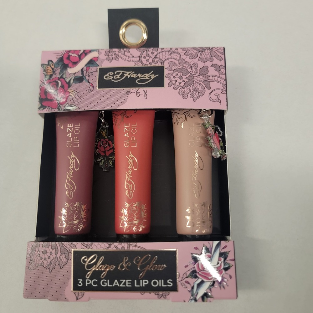 Ed Hardy Glaze & Glow 3 Pc Glaze Lip Oils Set with Charms Sheer Color NIB